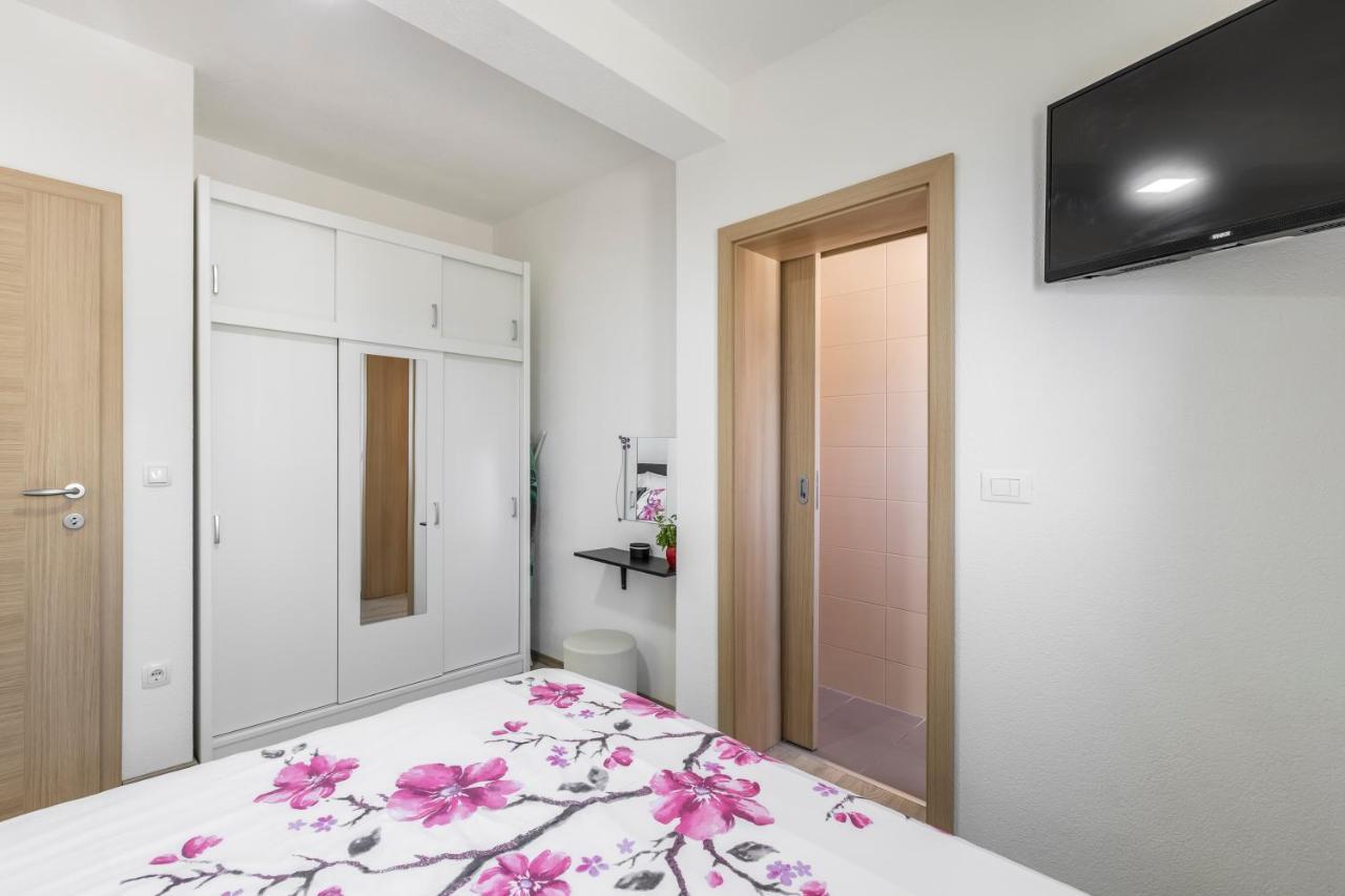 Apart Sa Terasom 250M Od Plaze,Parking,Wi Fi,Rostilj Трогир Экстерьер фото