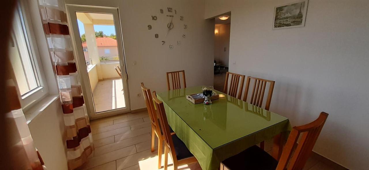 Apart Sa Terasom 250M Od Plaze,Parking,Wi Fi,Rostilj Трогир Экстерьер фото