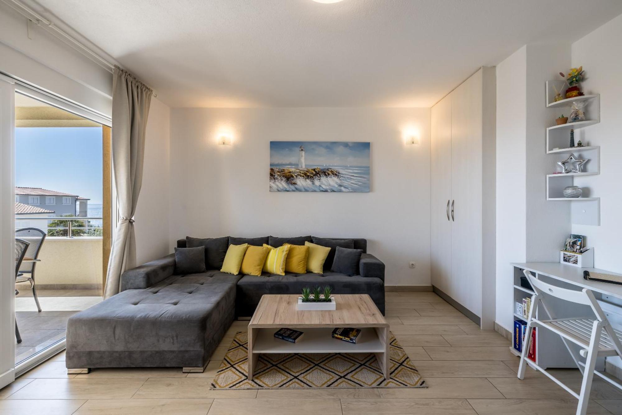 Apart Sa Terasom 250M Od Plaze,Parking,Wi Fi,Rostilj Трогир Экстерьер фото