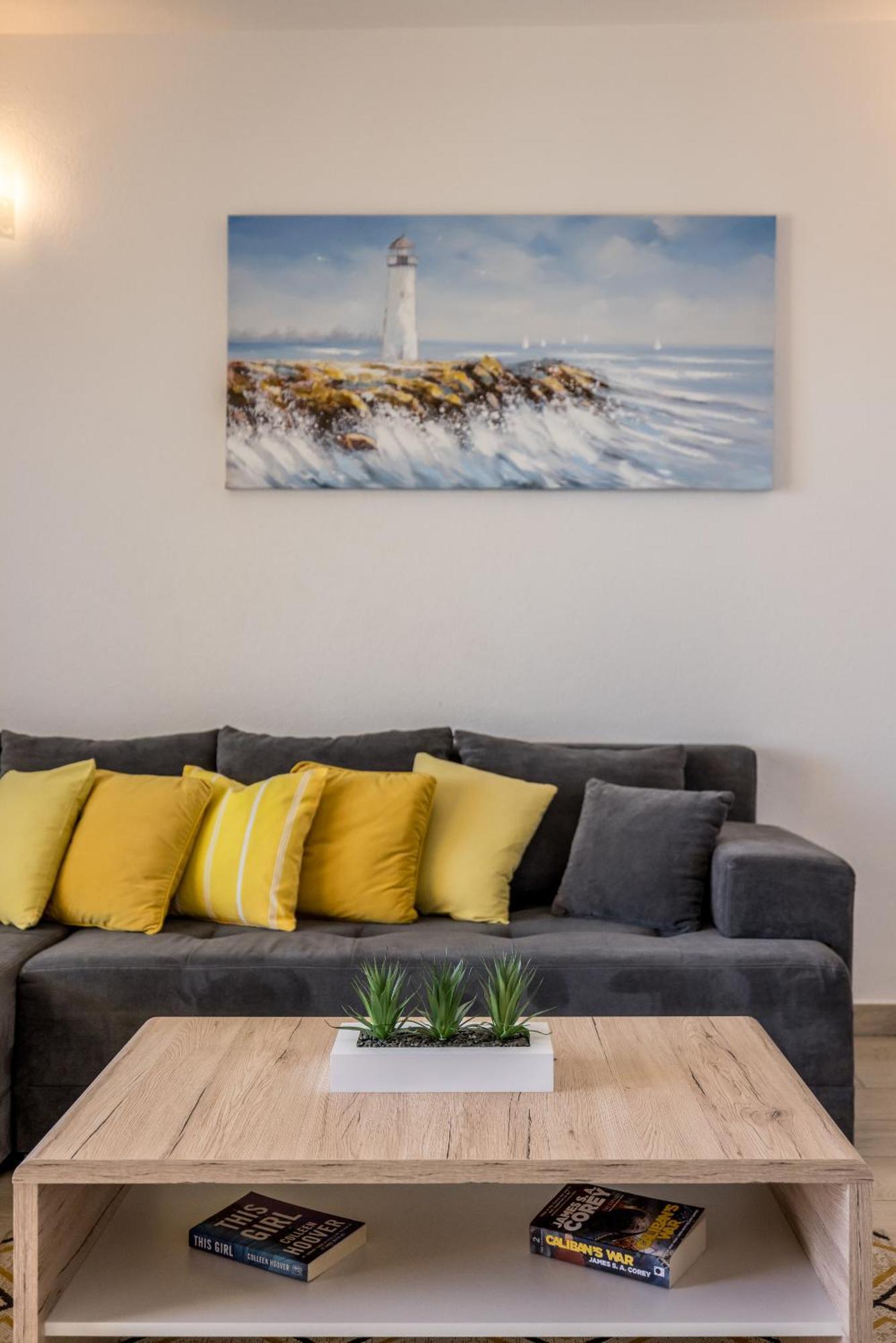 Apart Sa Terasom 250M Od Plaze,Parking,Wi Fi,Rostilj Трогир Экстерьер фото